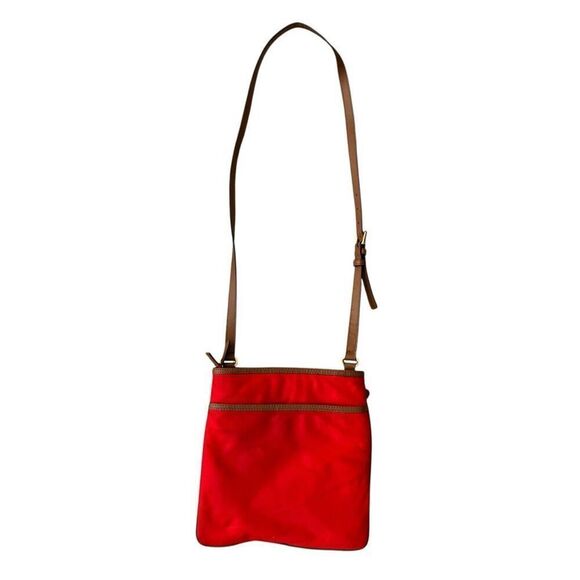 Michael Kors Kempton Chili Microfiber MD Pocket Crossbody bag - Picture 2 of 15